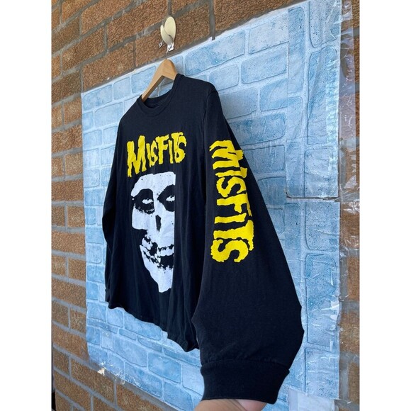 MISFITS Black Skateboard Punk Sweatshirt Mens size small - Picture 2 of 9